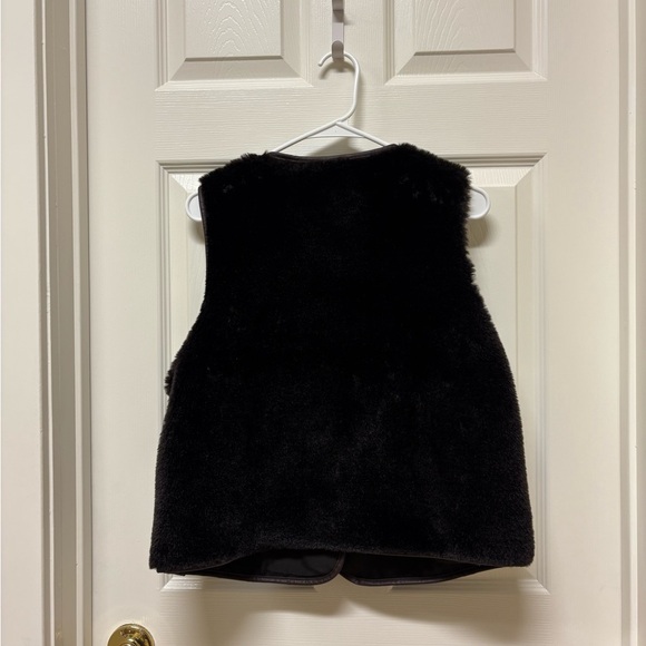 Fluffy H&M Vest NWT - Picture 7 of 7